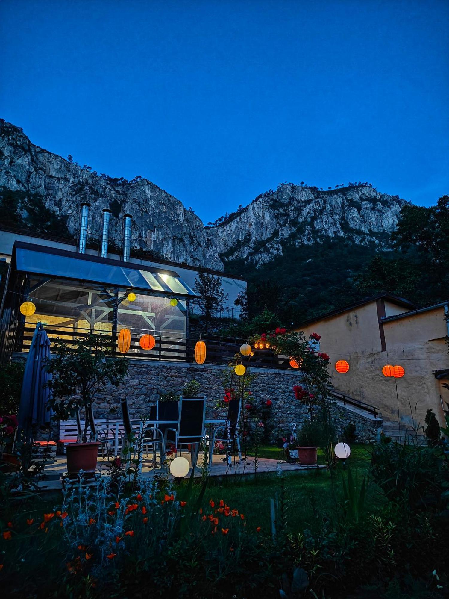 Casa Miclau Băile Herculane Exterior foto